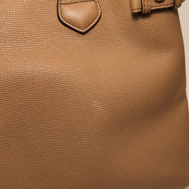 Burberry The Banner班納中號牛皮帆布純色字母Logo雙搭扣斜挎包-10