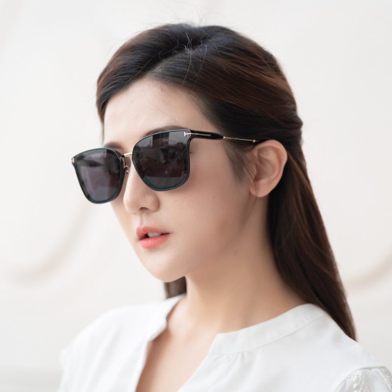 TOM FORD太陽眼鏡(黑色)-6