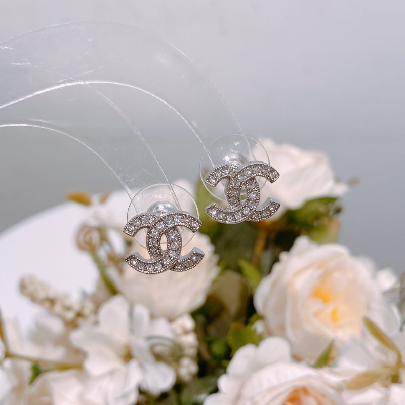 TW4624 Chanel 香奈兒迷理經典雙C Logo銀色耳環Classic CC Logo 1.2cm Earrings Crystal x PHW-1