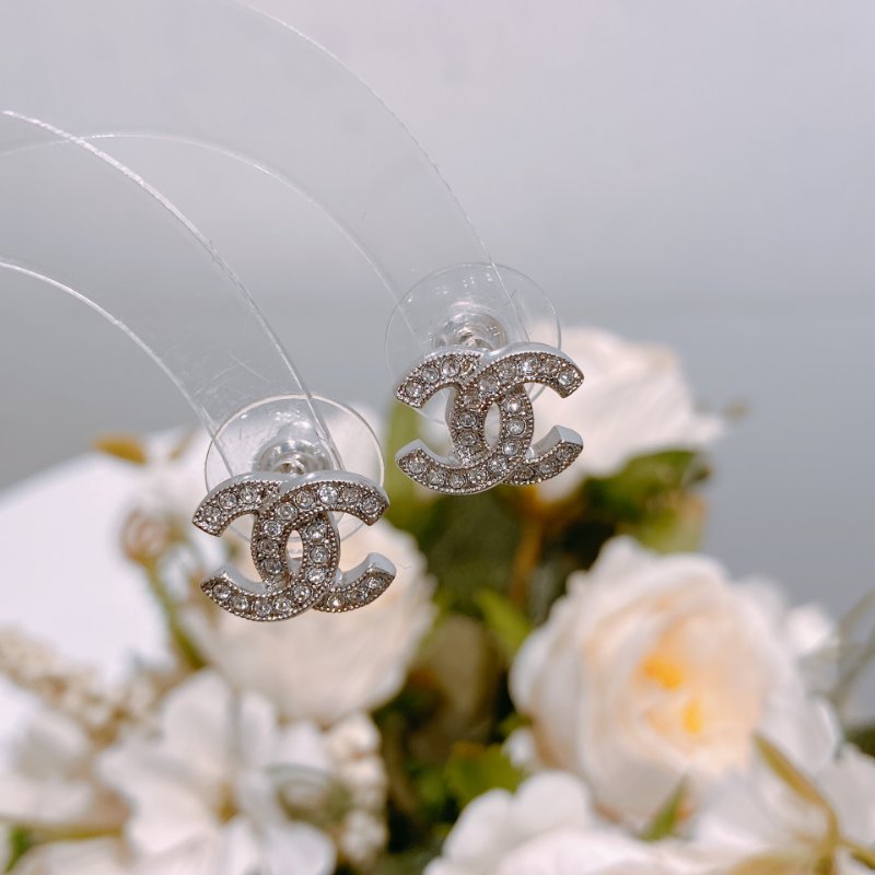 TW4624 Chanel 香奈兒迷理經典雙C Logo銀色耳環Classic CC Logo 1.2cm Earrings Crystal x PHW-3