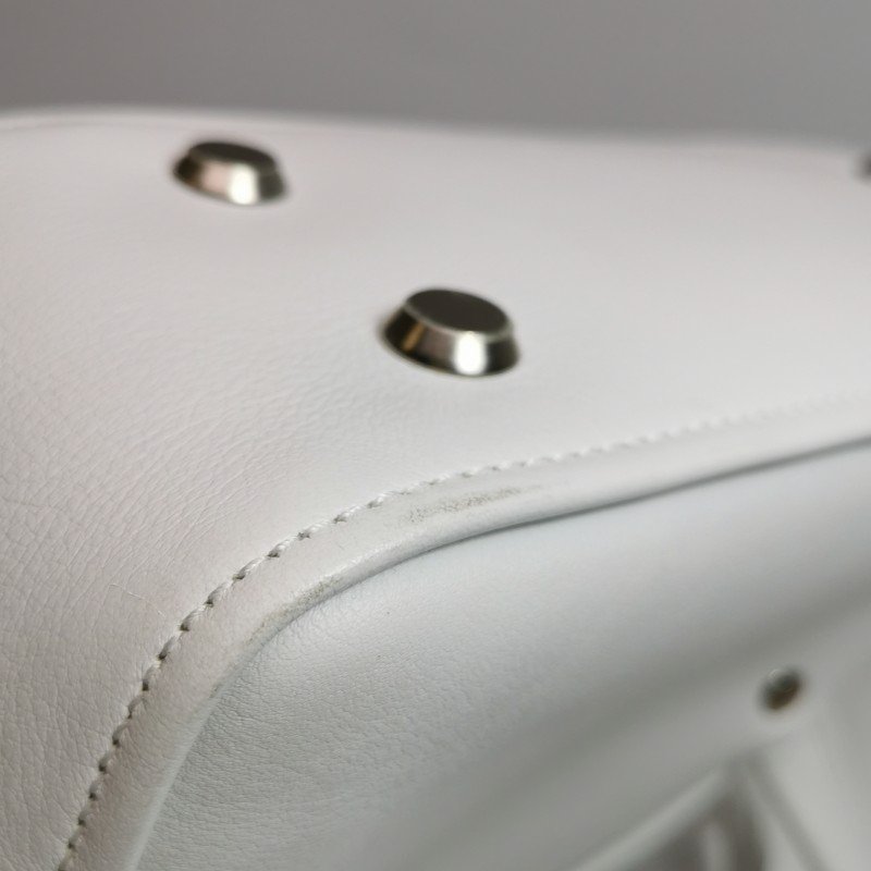 Balenciaga Triangle三角包牛皮純色字母Logo三角造型斜挎包單肩包-17