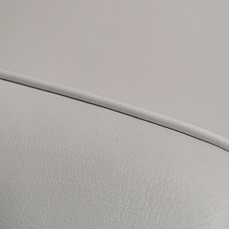 Balenciaga Triangle三角包牛皮純色字母Logo三角造型斜挎包單肩包-19