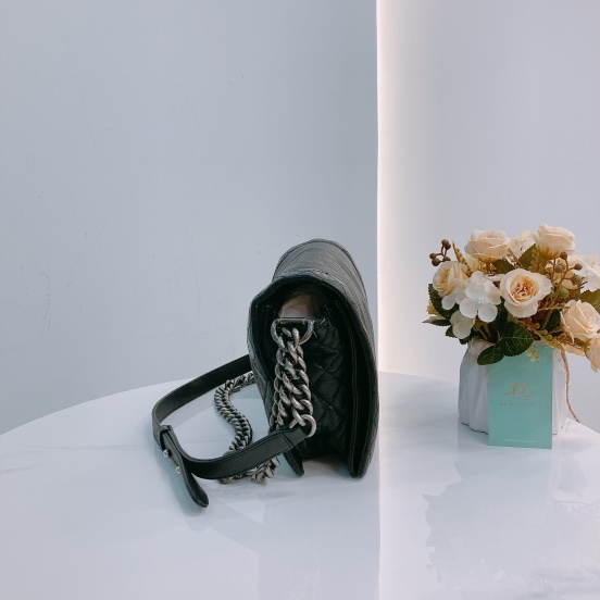 MS0445 Chanel 香奈兒黑色小型牛皮斜背包Boy Reverso 28cm Aged Calfskin Black X PHW-4