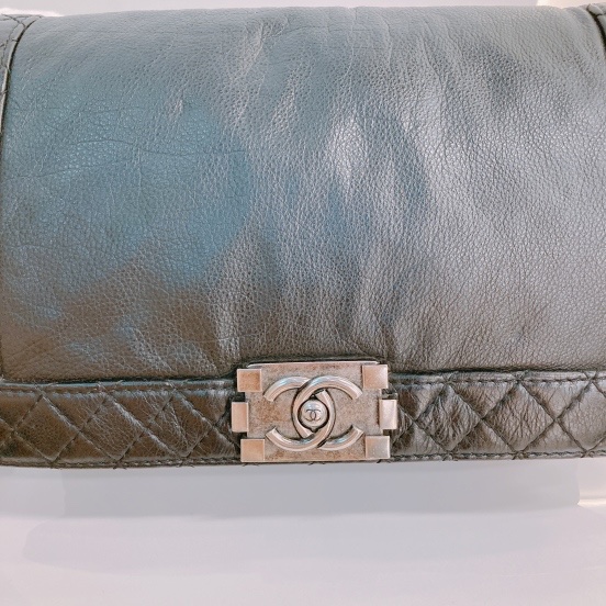 MS0445 Chanel 香奈兒黑色小型牛皮斜背包Boy Reverso 28cm Aged Calfskin Black X PHW-35