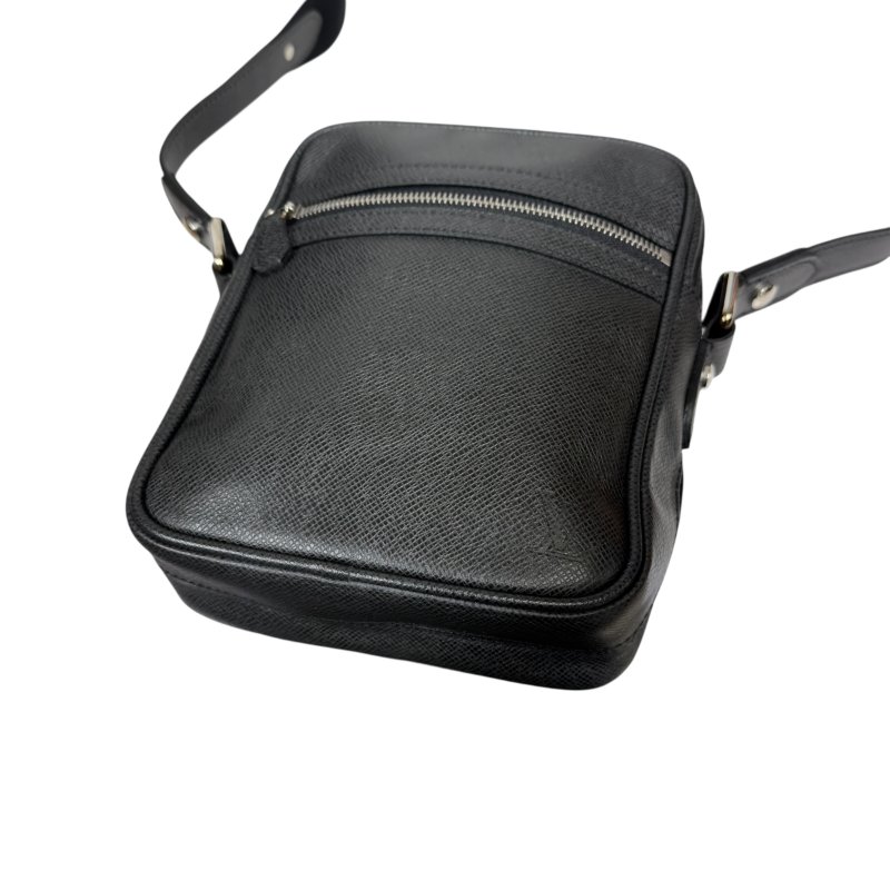 LOUIS VUITTON Danube 斜揹袋-10