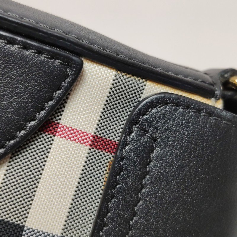 Burberry牛皮尼龍布拼色格紋斜挎包單肩包-16