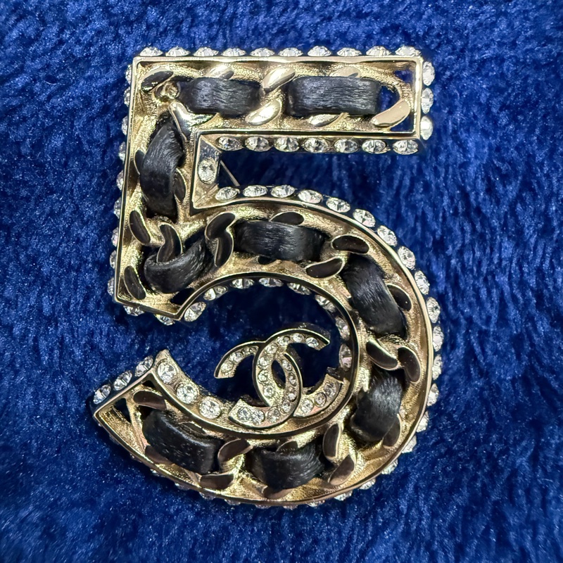 香奈兒 No.5胸針 Chanel水鑽皮穿鏈胸針-6