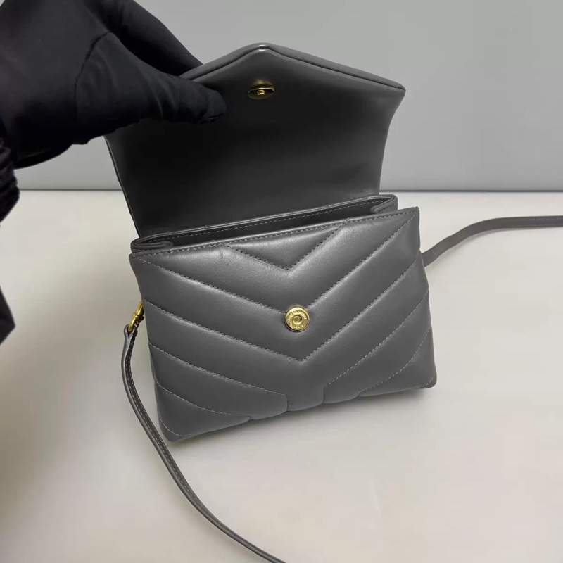 YSL聖羅蘭Loulou小號黑色金扣全皮方胖子-6