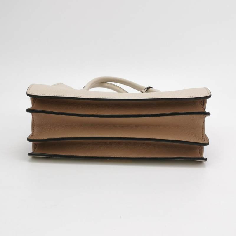 Miu Miu Madras羊皮純色金屬扣斜挎包單肩包-5