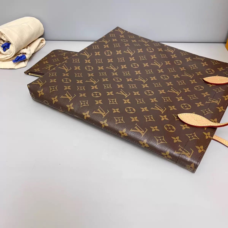 LV路易威登CARRY IT老花子母包-1