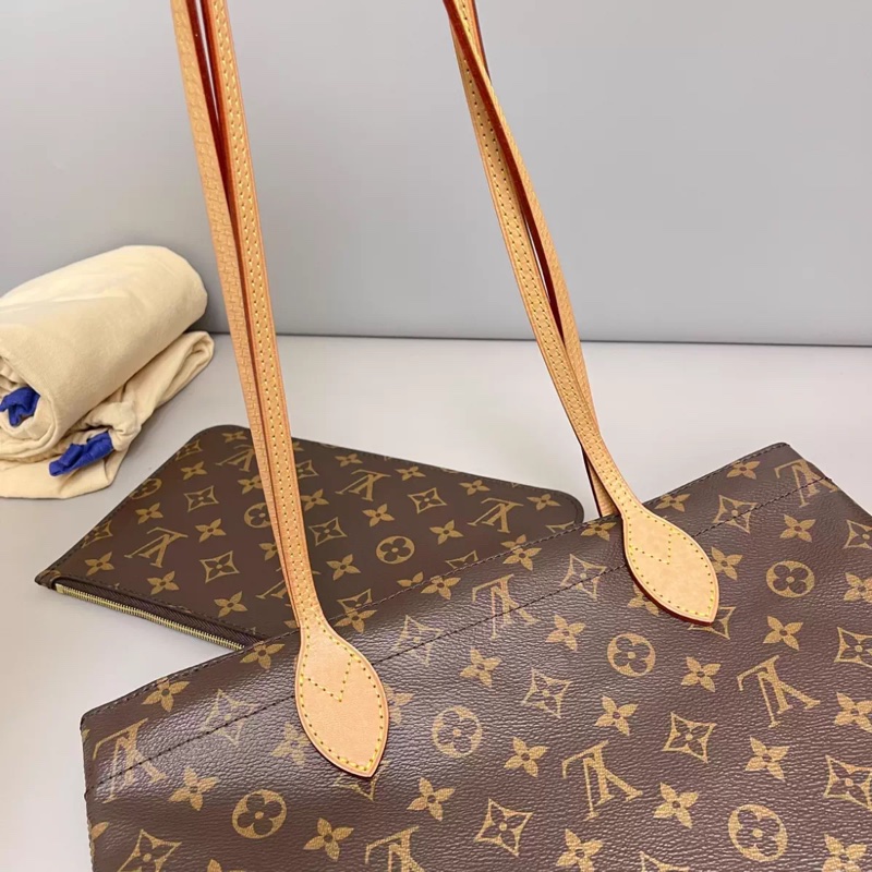 LV路易威登CARRY IT老花子母包-2