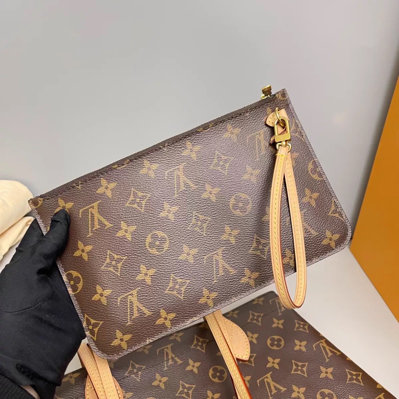 LV路易威登CARRY IT老花子母包-3