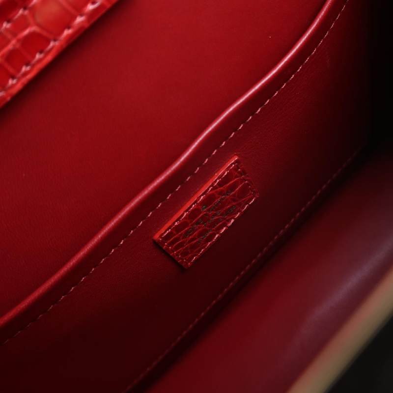 Louis Vuitton(LV)Deesse小號鱷魚皮純色手提包-7