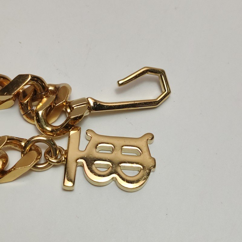 Burberry牛皮純色字母logo腰包胸包-11