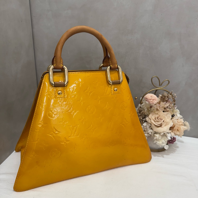 Lv 黃漆皮手提包-2