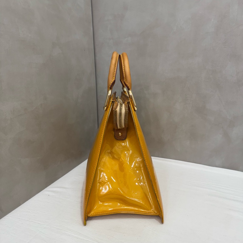 Lv 黃漆皮手提包-10