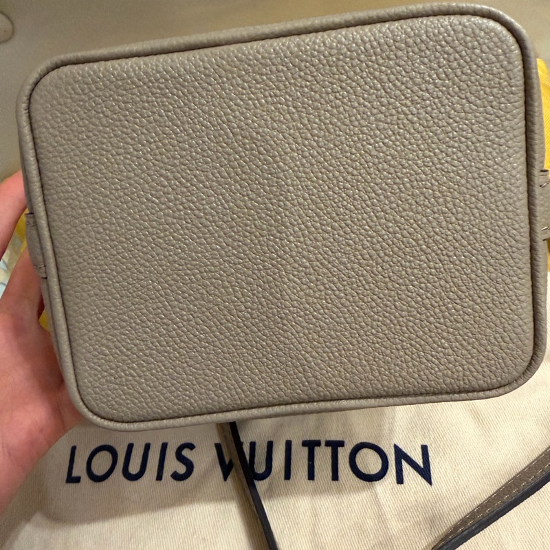 🎁LV nano noe 大象灰迷你水桶包 極極極新-10