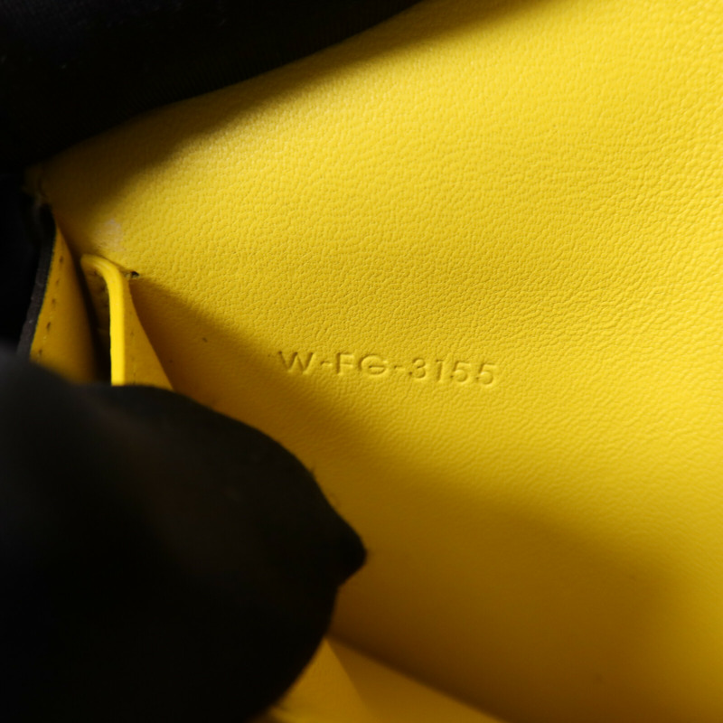 CELINE 牛皮皮革Long Wallet銀扣長錢包-6