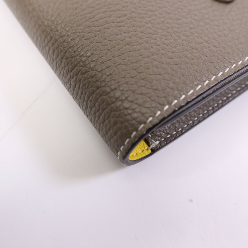 CELINE 牛皮皮革Long Wallet銀扣長錢包-9