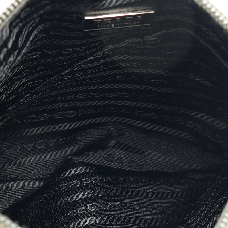 PRADA 尼龍Pouch手拿包-8