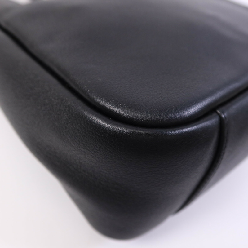 SAINT LAURENT 牛皮皮革LE5A7金扣肩背袋-13