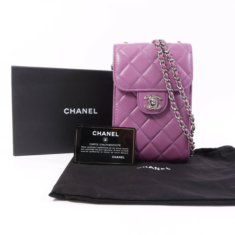 CHANEL 羊皮皮革Phone Holder銀扣鏈帶肩背袋-9