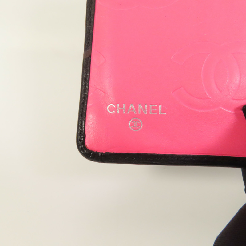 CHANEL 牛皮皮革Cambon銀扣錢包-8