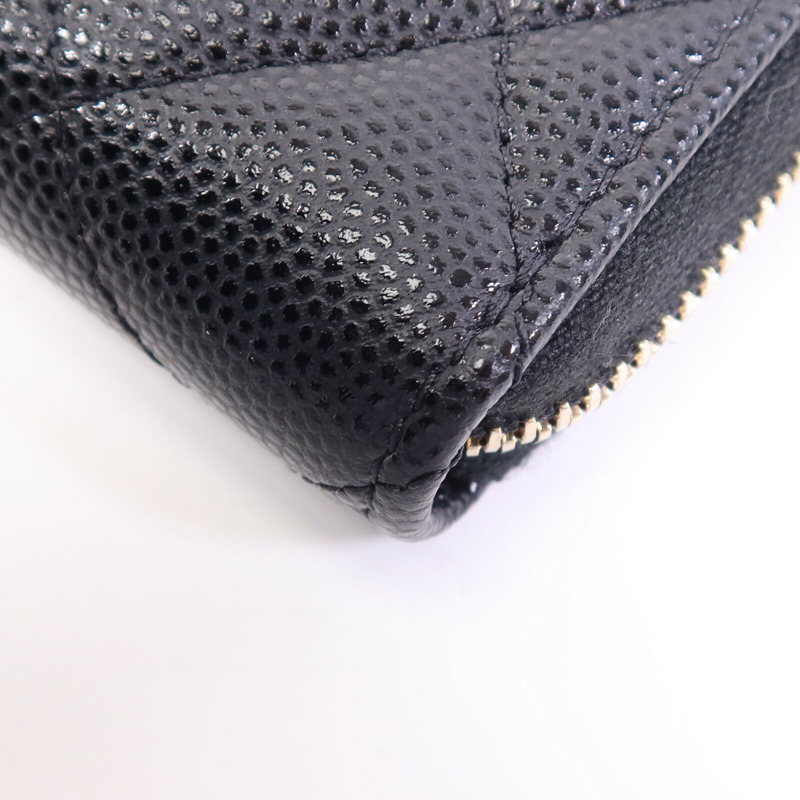 CHANEL 牛皮皮革Card Case金扣卡片套-9