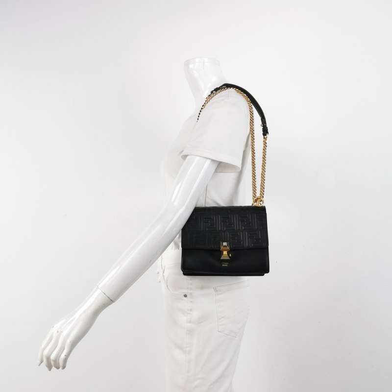 Fendi Kan I迷你牛皮Zucca印花鉚釘封扣單肩包-1