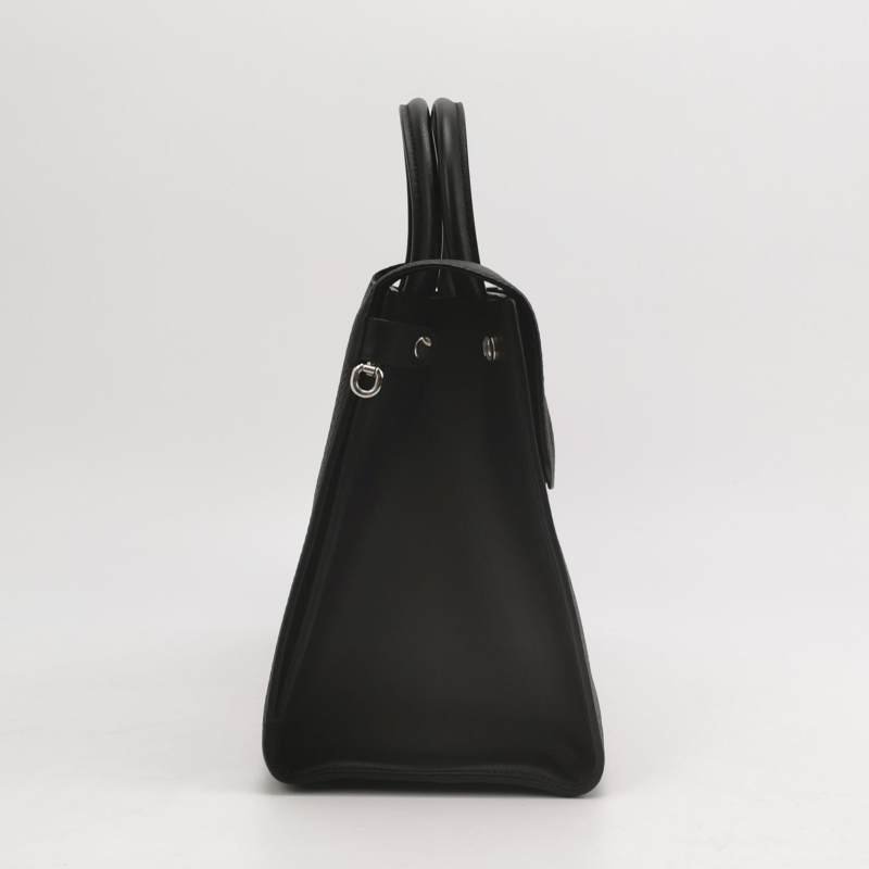 Dior Diorama盾牌包牛皮純色盾形紋章搭扣斜挎包單肩包-3