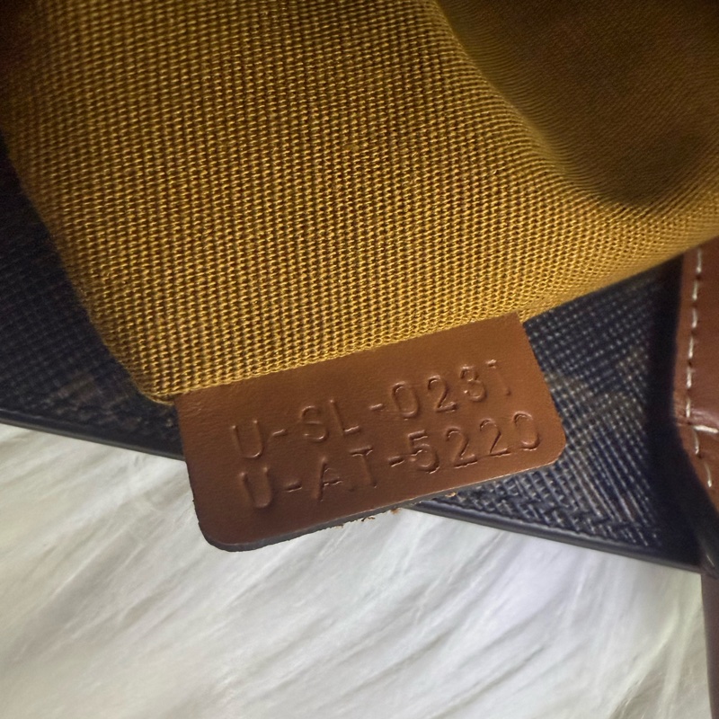 Celine Small Cabas Vertical Bag-10