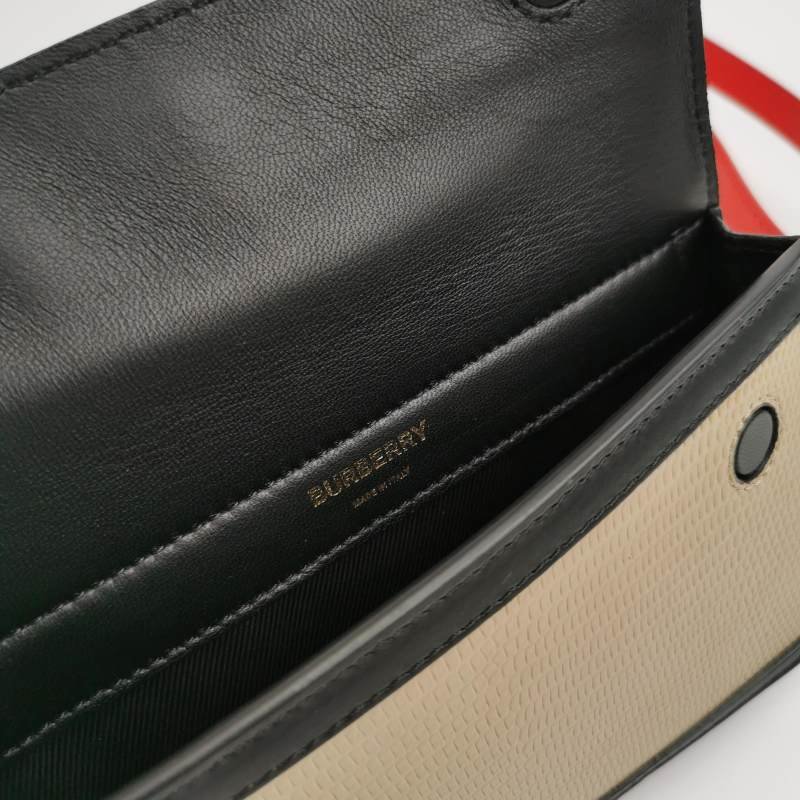 Burberry Title牛皮拼色字母logo鉚釘單肩包-6