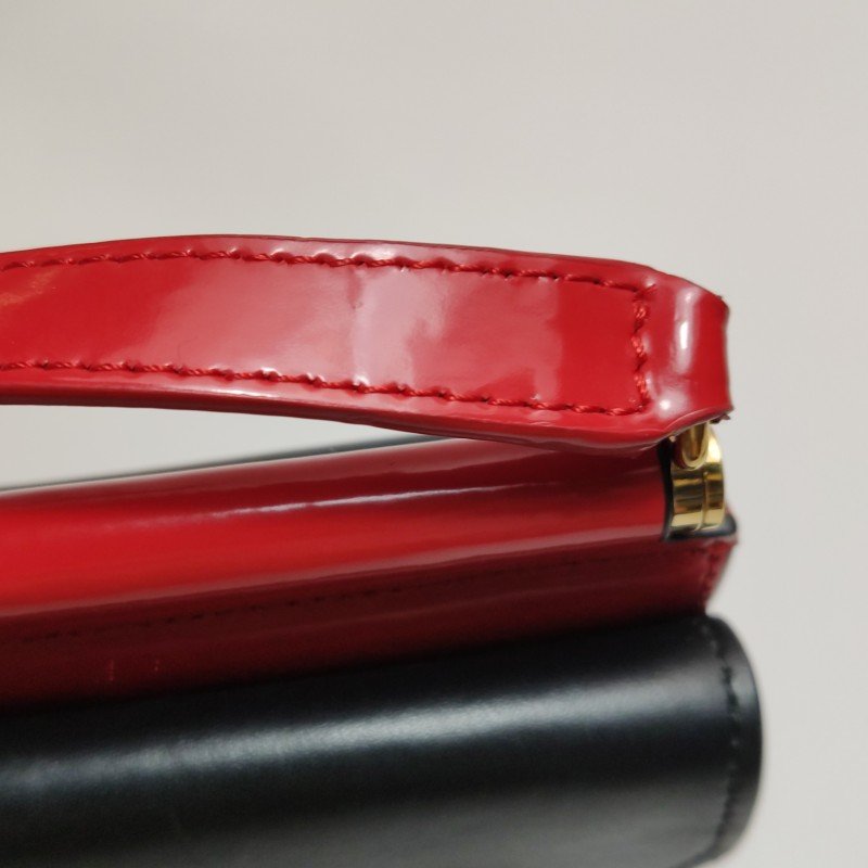 Burberry Title牛皮拼色字母logo鉚釘單肩包-9