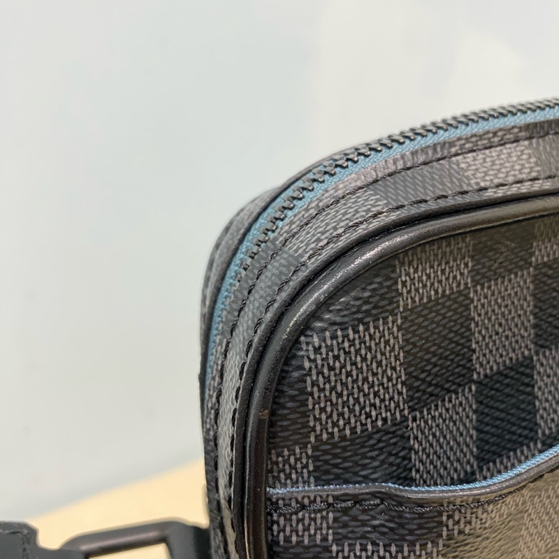 Louis Vuitton 黑棋盤格帆布拉鍊郵差包-7