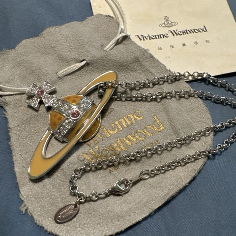 Vivienne Westwood 粉色大土星Logo 項鍊（絕版溢價款）（近全新）