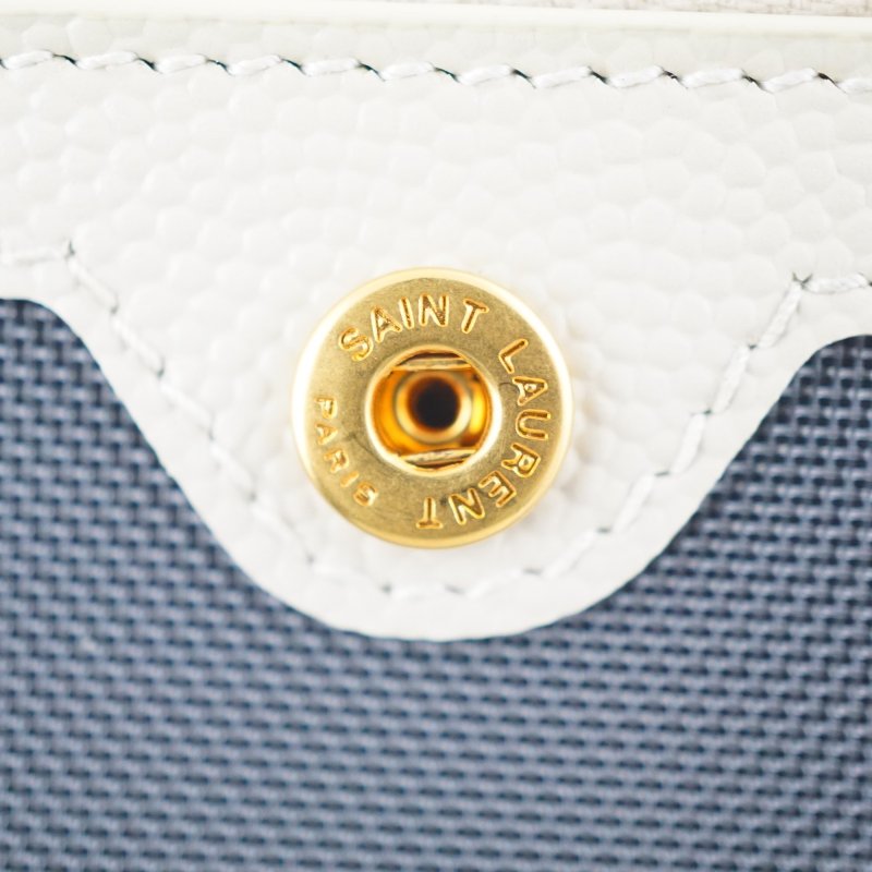 YSL Saint Laurent 聖羅蘭 Monogram粒面壓紋皮革兩摺錢包 皮夾 短夾-14