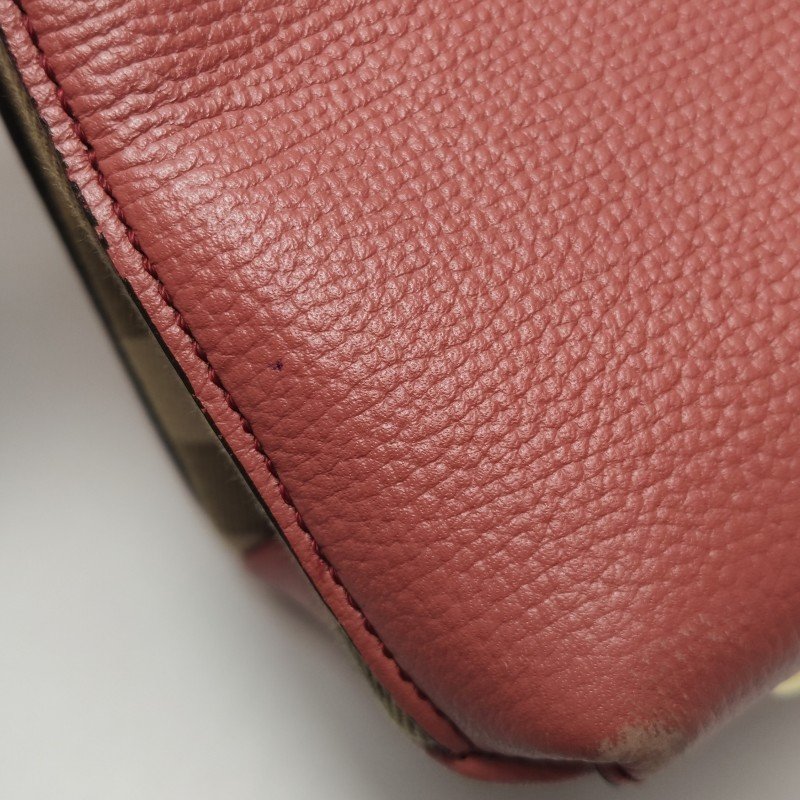 Burberry The Banner班納小號牛皮帆布純色雙搭扣字母logo斜挎包單肩包-17