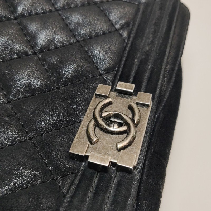 Chanel Leboy季節限定款大號磨砂皮菱格絎縫方形雙C鎖扣斜挎包單肩包-12