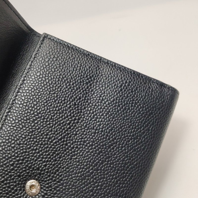 Chanel牛皮純色雙C logo錢包-13