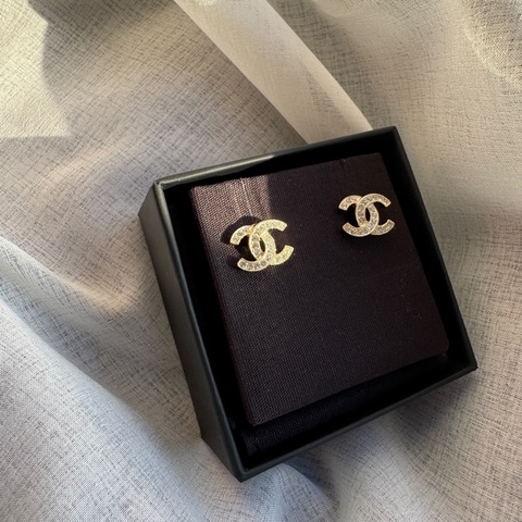Chanel 香奈兒 經典雙c耳環 亮鑽雙c耳環