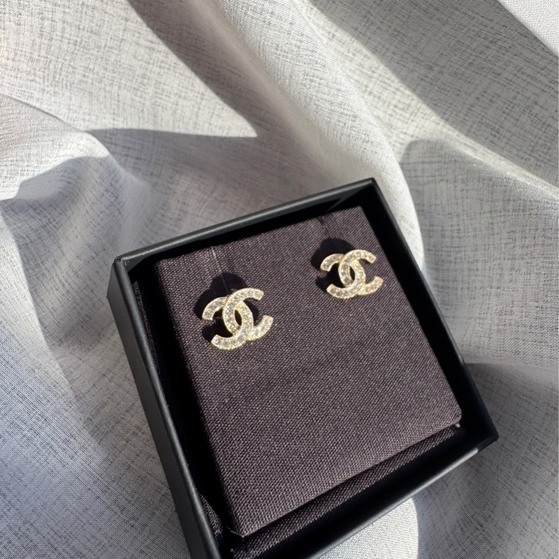 Chanel 香奈兒 經典雙c耳環 亮鑽雙c耳環-1