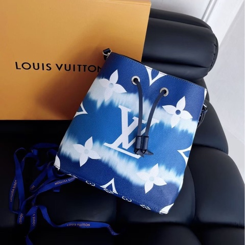 【近新閒置品】路易威登LV NeoNoe 夏日扎染系列藍白漸變水桶包 束口單肩包