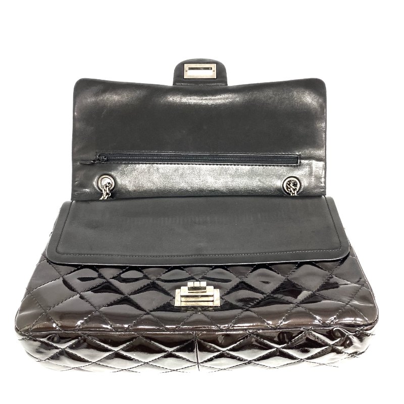 △ Chanel 香奈兒 2.55 Maxi Black Enamel Ruthenium-Finish Metal Chain Shoulder Bag No.14 2.55黑色漆皮鍍釕金屬鎖鏈肩背袋No.14 - 257023146-13