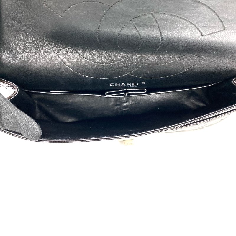 △ Chanel 香奈兒 2.55 Maxi Black Enamel Ruthenium-Finish Metal Chain Shoulder Bag No.14 2.55黑色漆皮鍍釕金屬鎖鏈肩背袋No.14 - 257023146-16