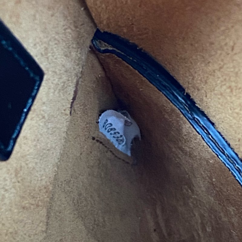 △ Bottega Vaneta 寳緹嘉 Black Lambskin Maxi Cassette Shoulder Bag 黑色小羊皮肩背袋 - 257024008-16