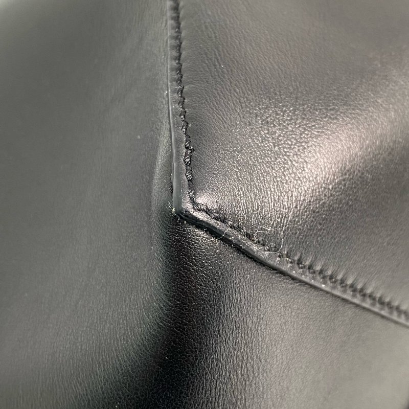 △ Loewe 羅意威 Black Calfskin Puzzle Fold Shoulder Bag 黑色小牛皮肩背袋 - 257024144-6