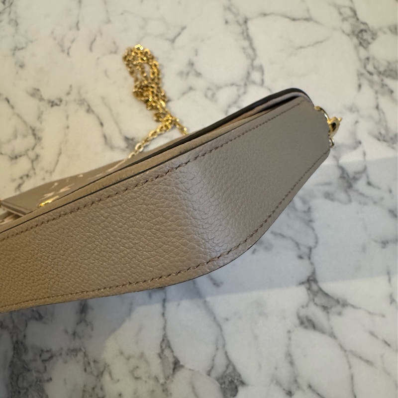 LV斑鳩灰三合一WOC 最經典必收款❤️❤️-9