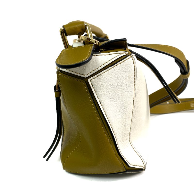 △ Loewe 羅意威 Beige, Yellow Brown And Grey Calfskin Puzzle 2 Way Bag 米白色, 土黃色, 灰色小牛皮兩用袋 - 257023987-4