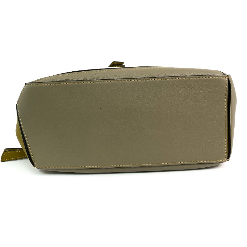 △ Loewe 羅意威 Beige, Yellow Brown And Grey Calfskin Puzzle 2 Way Bag 米白色, 土黃色, 灰色小牛皮兩用袋 - 257023987-5