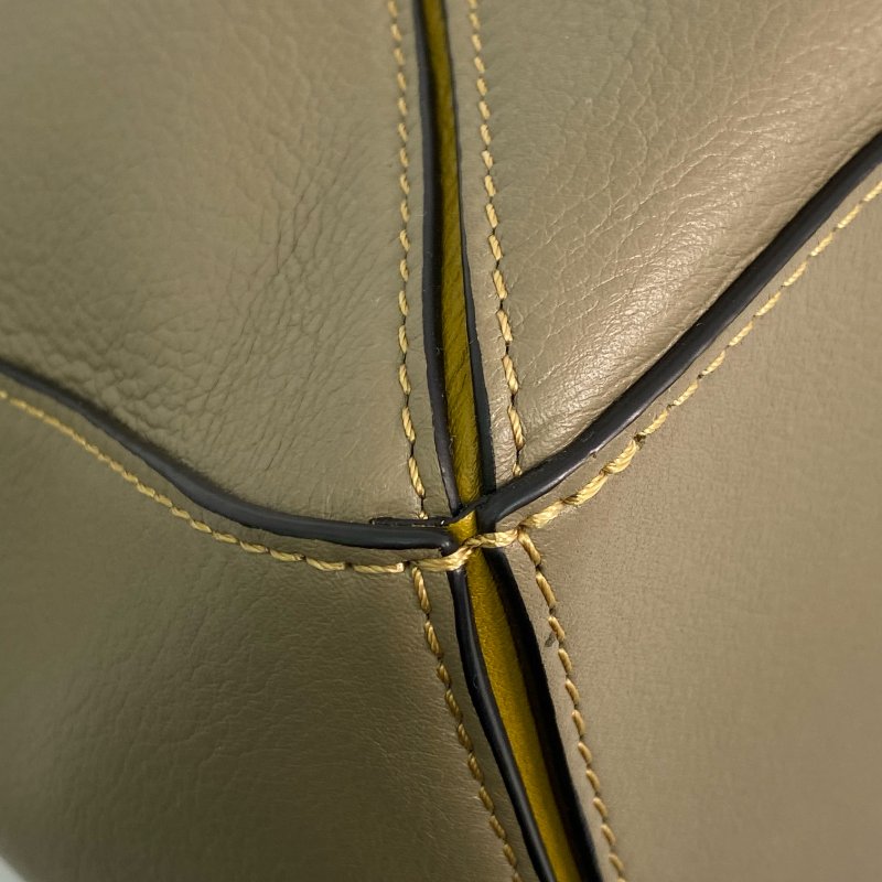 △ Loewe 羅意威 Beige, Yellow Brown And Grey Calfskin Puzzle 2 Way Bag 米白色, 土黃色, 灰色小牛皮兩用袋 - 257023987-8